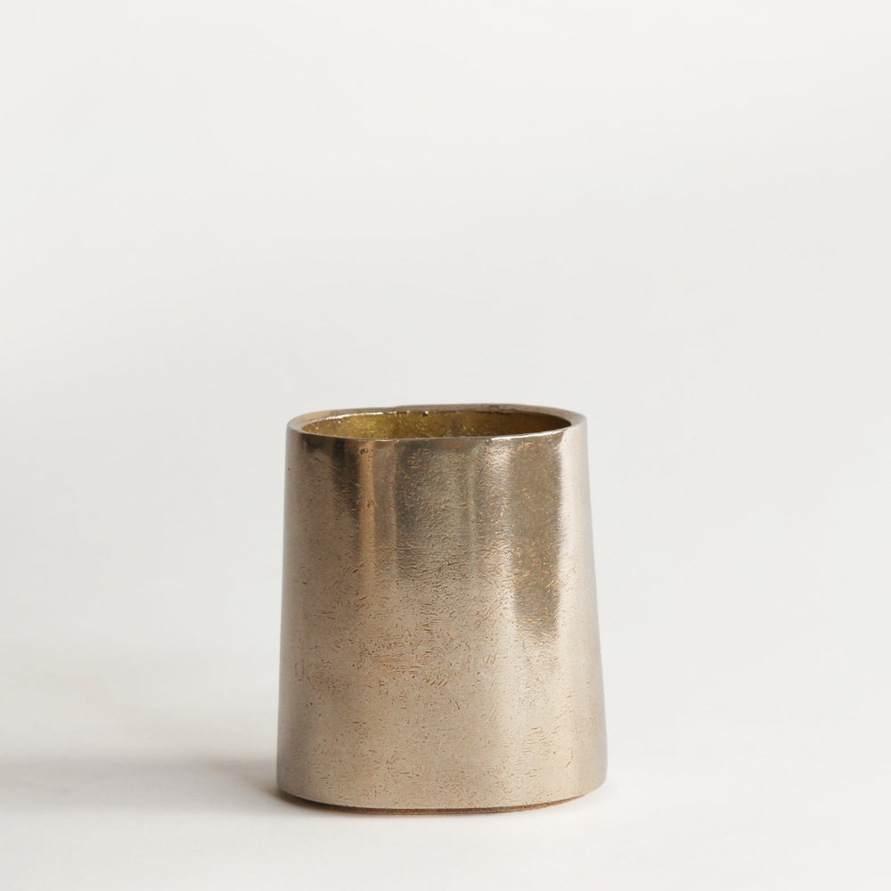 Pen stand in brass from Stem