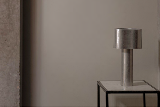 Coy Table Lamp Tall in Aluminium